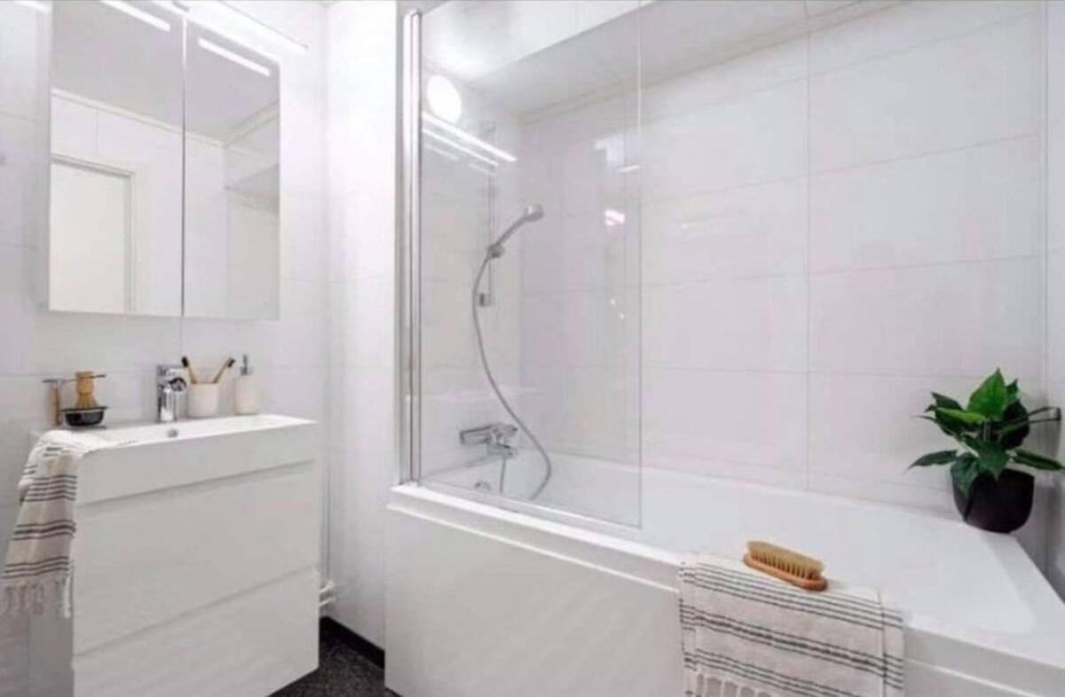 Arctic Inn, Cozy Single Bed Private Room In A Shared Apartment With Stunning Tromso Views Dış mekan fotoğraf